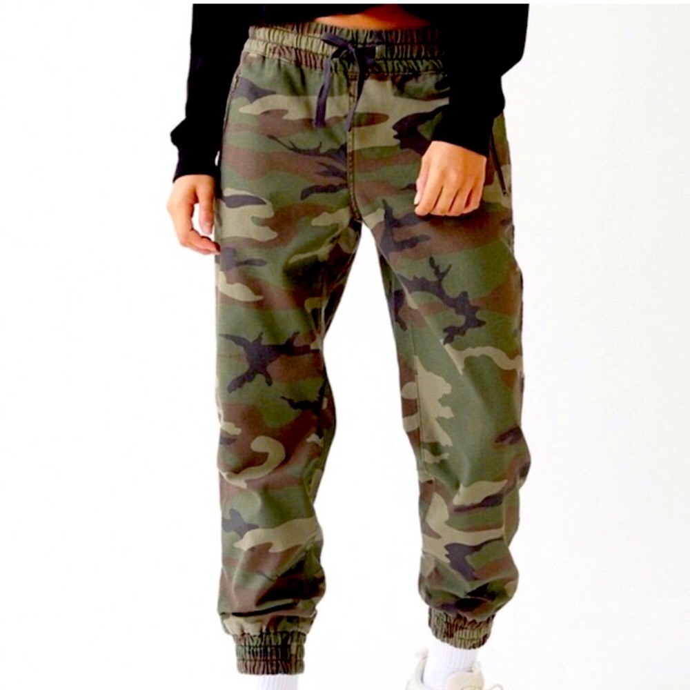 Buy One Get One Free TNA Alix Camo Ankle Joggers Size: XS